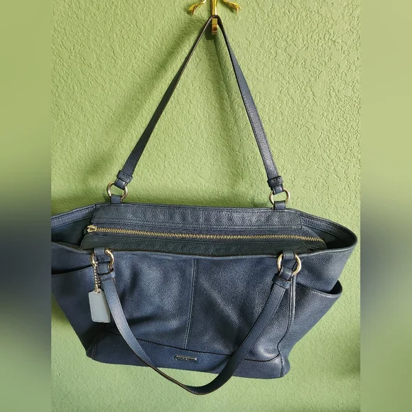 Coach Park Carrie Blue Leather Shoulderbag - Picture 6 of 15